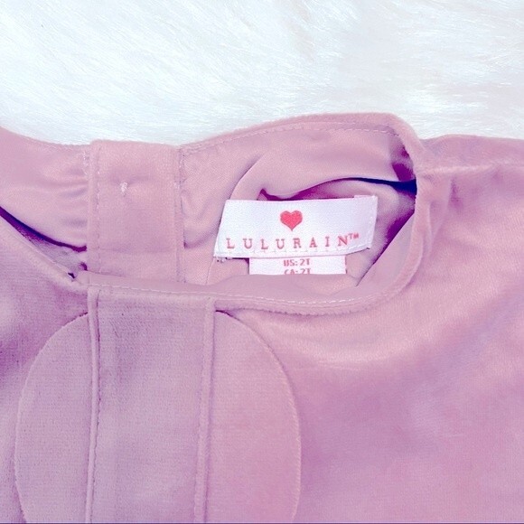 LULURAIN Toddler girls scalloped velvet dress. 2T. - Picture 6 of 9